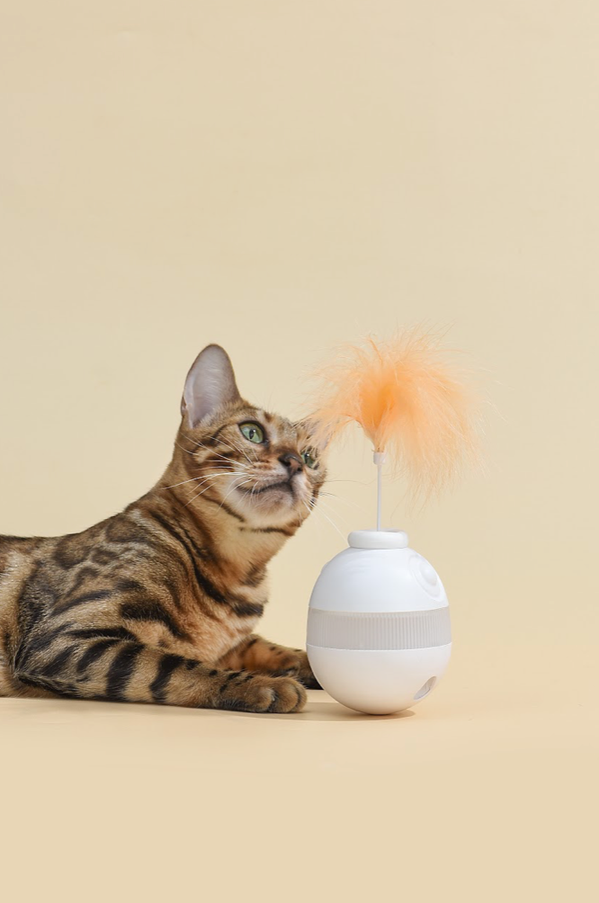 Interactive Cat Treat Dispenser Tumbler Toy