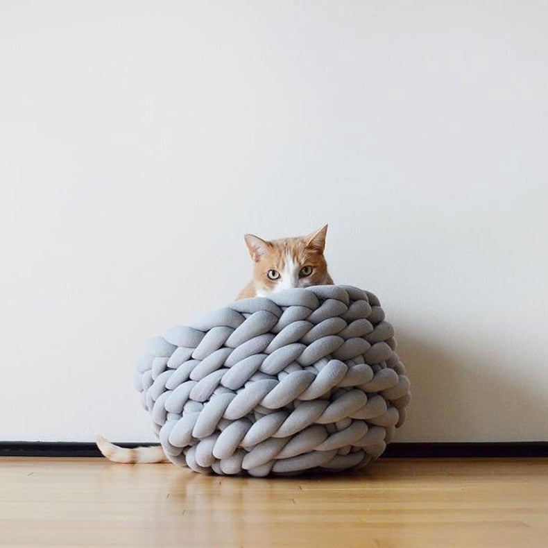 Chunky Cotton Braided Knit Pet Bed in Grey-House of Pets Delight